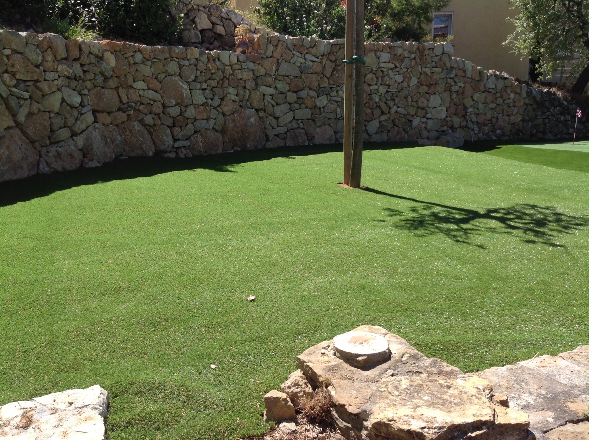 Univers gazons : poseur de gazon synthétique à Toulon